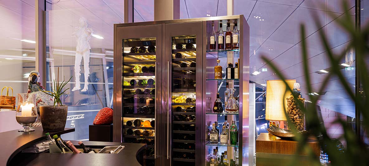 Die neue Bar im EssZimmer by Käfer. Die neue Bar im EssZimmer by Käfer.