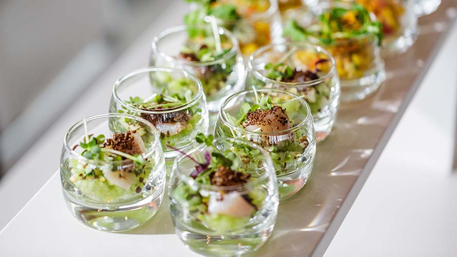 Campus Catering Nutzen Sie auch das Catering für den perfekten Eindruck eines gelungenen Events!
