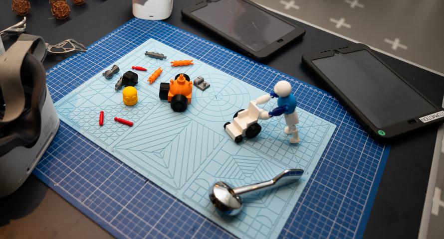 3D-DRUCK WORKSHOP MIT TINKERTOYS & VR ERLEBNIS. 3D-DRUCK WORKSHOP MIT TINKERTOYS & VR ERLEBNIS.