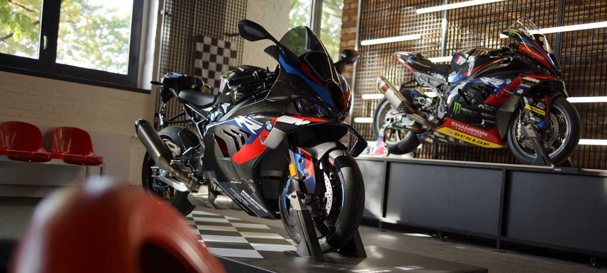 BMW Motorrad Welt in Berlin BMW Motorrad Welt in Berlin