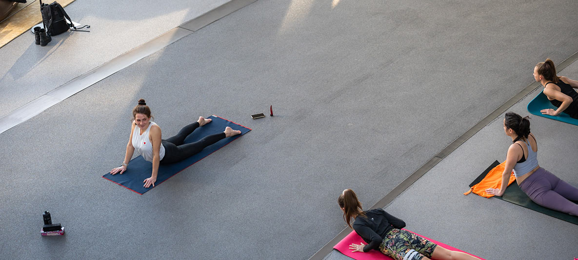 POP UP YOGA IN DER BMW WELT.
